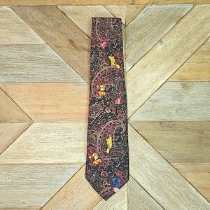 Disney Pooh Tie.